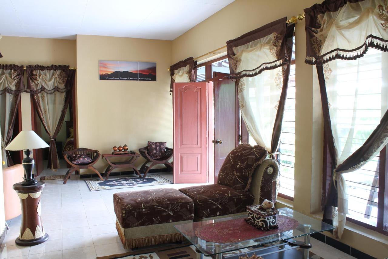 Marry Ind Gunung Kawi Guest House Malang Bumirejo المظهر الخارجي الصورة